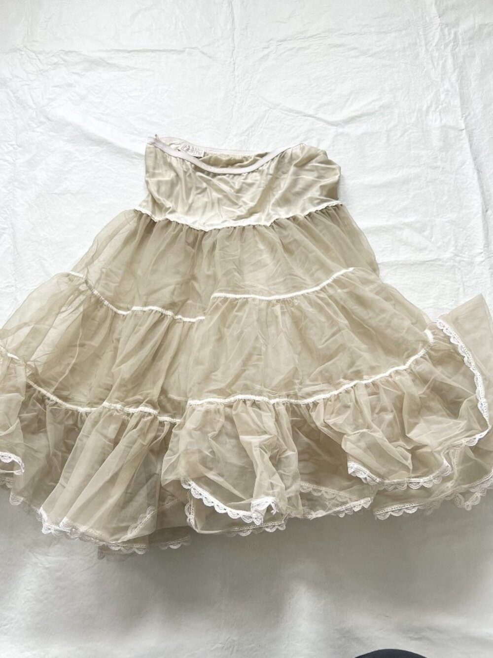 Vintage Pleasant Company petticoat cream stiff netting skirt XL American Girl